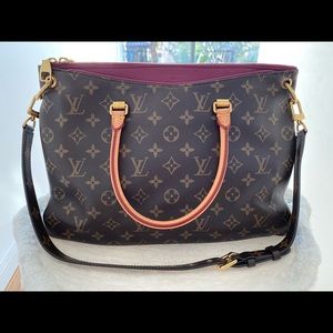 Authentic Louis Vuitton Monogram Pallas MM